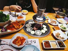 -唯成•韩国炭火烤肉 유성고기
