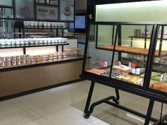 面包甜点陈列柜-巴莉甜甜(中环城店)