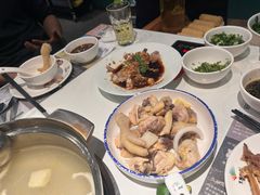-烹然四季椰子鸡火锅(姚家园万象汇店)