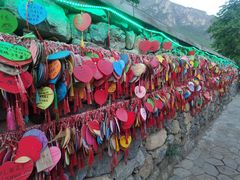 -百里峡七彩艺术小镇