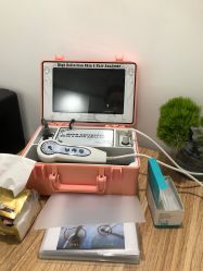 -舒欣头疗·俏丝谧语 白发脱发专业护理 
