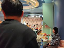 -奈尔宝家庭中心·亲子餐厅(北京东坝万达店)