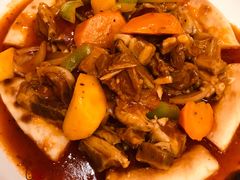 天山馕包肉-巴依老爷新疆美食(清华东门店)