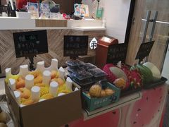 零售区-果之满满鲜榨果汁(太平金融中心店)
