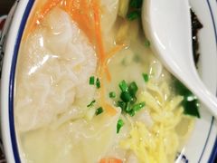 -长人馄饨铺(解放街店)