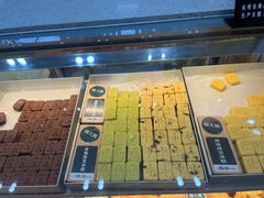 -酥大興·新国潮糕点配茶饮(龙岗万达黑金店)