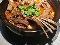 -沪小胖·小龙虾·蓝龙王(八佰伴店)