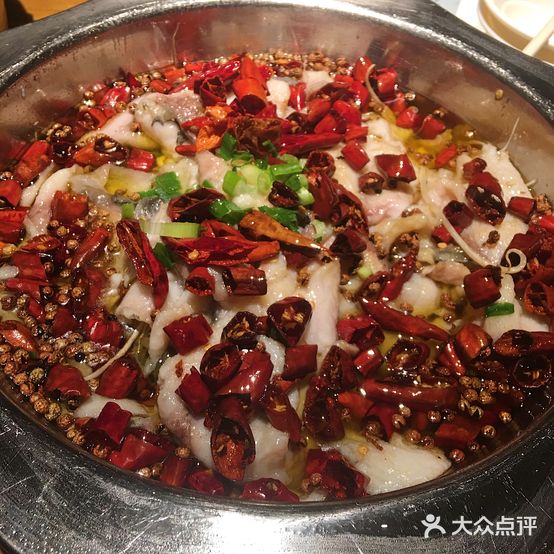 伟人居湘菜馆(连山店)