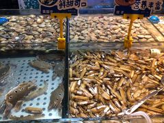 -领鲜活海鲜榴莲自助火锅(东门店)