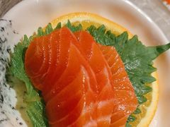 -雍容荟帝王蟹活龙虾展台自助(IFS黑金店)