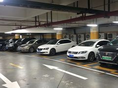 -日月光中心-停车场