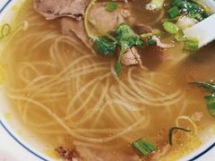 牛肉粉丝汤-鑫震源·苏式大虾生煎(山塘街店)