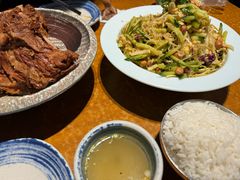 -95号酱骨·一块豆腐(展春园西路店)