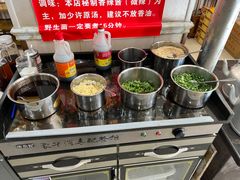 -乳仔牛牦牛汤锅 烤羊排(松潘古城店)