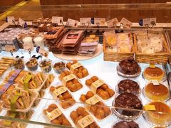 -巴黎贝甜(华堂新辰汇店)