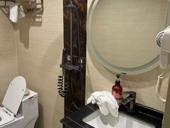 -城枫酒店(陈家祠地铁站店)