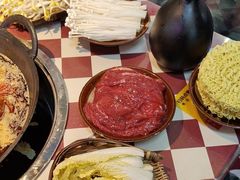 -赵美丽·重庆社区火锅·直营店(火车东站·中豪国际店)