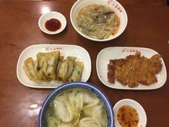 -小姜锅贴(凤凰街店)