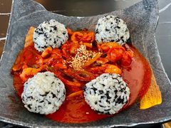 火辣无骨鸡爪-HONGA HONGA雄家(曹路店)