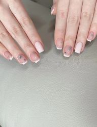 -赢韵美甲美睫瑞士净斑中心