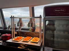 -三亚湾海居铂尔曼度假酒店