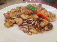 -鑫渔港海鲜本地菜·山海关浑锅(东戴河店)