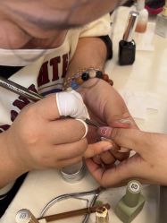 -NEW LOOK-绿麓 · 美甲美睫脱毛工作室