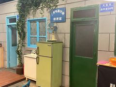 -超越炭火牛蛙火锅鸡(河东店)