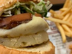 -The Habit Burger Grill 哈比特汉堡(世博店)
