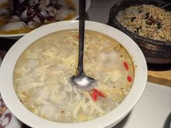 -荷塘秋月·本帮江浙菜(国权路店)