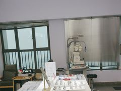 -视野联行眼镜•蔡司•依视路(温江店)