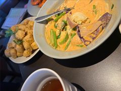 -大头虾越式风味餐厅(光明广场店)