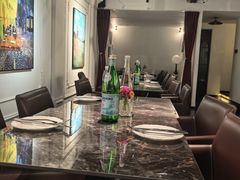 -LESCEDARS Brasserie Bistro香柏树