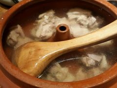 -云海肴·汽锅鸡·云南菜(天山百盛优客店)