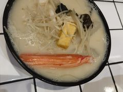 -肥汁米蘭香港米线(长宁来福士店)