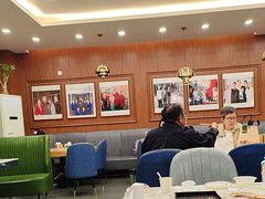 -高玛纳驴肉火烧(一世界店)