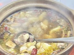 -威邵鸡煲(西华路总店)