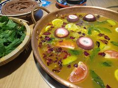 -洱火云南酸菜牛肉火锅(石景山当代商城店)