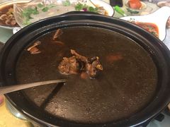 -鑫悦楼煎蟹·16年海鲜大排档