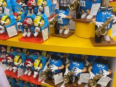 -m豆巧克力世界(上海世茂广场店)