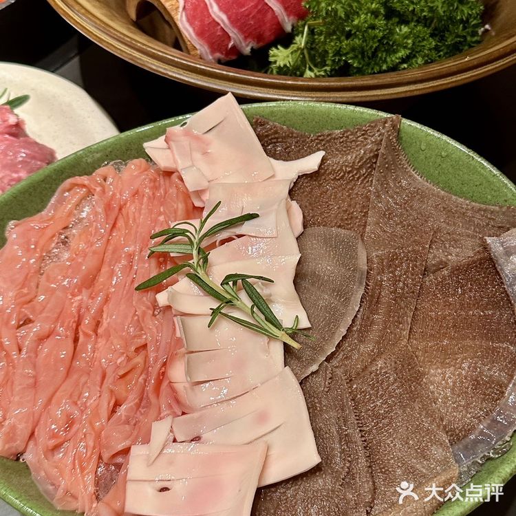 在南京吃上了！！山系草本火锅