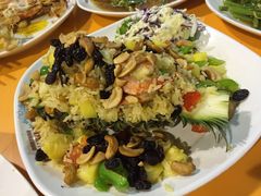 菠萝饭-班赞海鲜市场