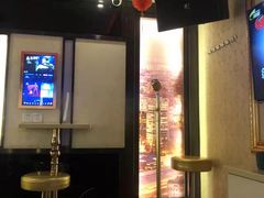 -莹乐迪量贩式KTV(祝桥店)
