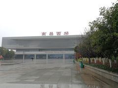 -全家便利店(莲花池东路店)