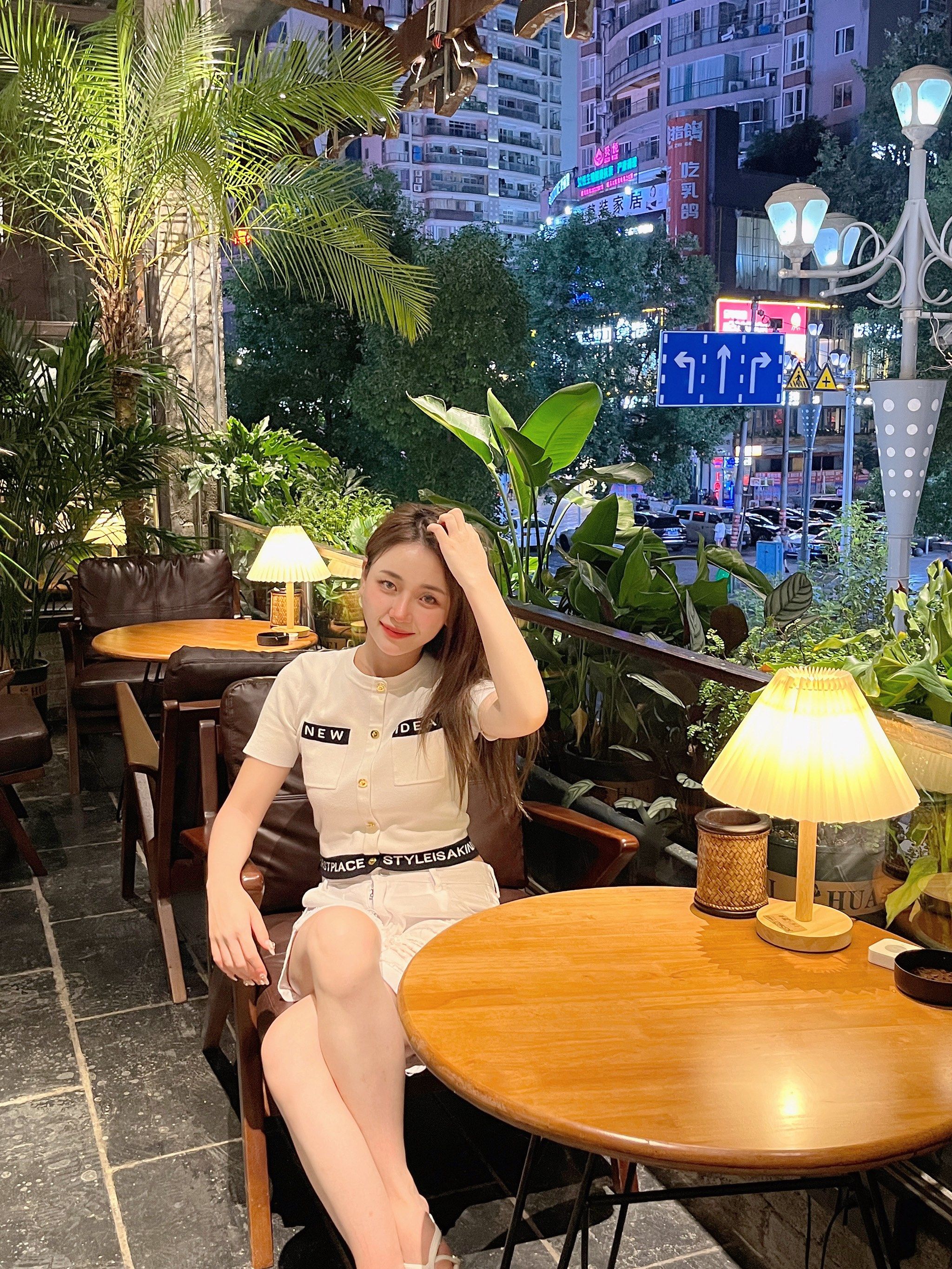 我的周末休闲地/灌慕丛咖啡7515