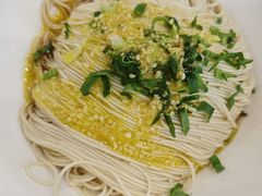 -裕兴记·蟹黄面馆养育巷精选店面馆