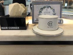 -HAIR CORNER