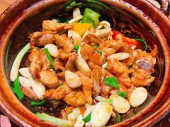 啫啫海鲜鸡-荣小馆(杭州大厦店)