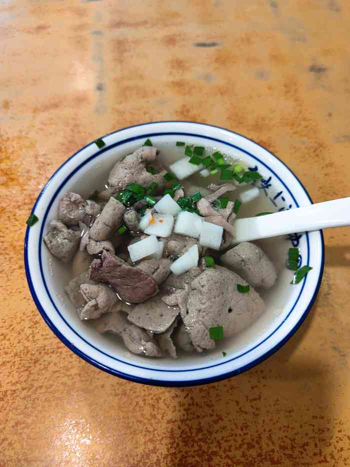 风味馆(越秀南路店)-"牛三星的汤底鲜美,牛心,牛肝,牛腰都切得.