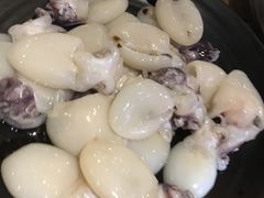 墨鱼仔-烤圣自助美食音乐餐厅